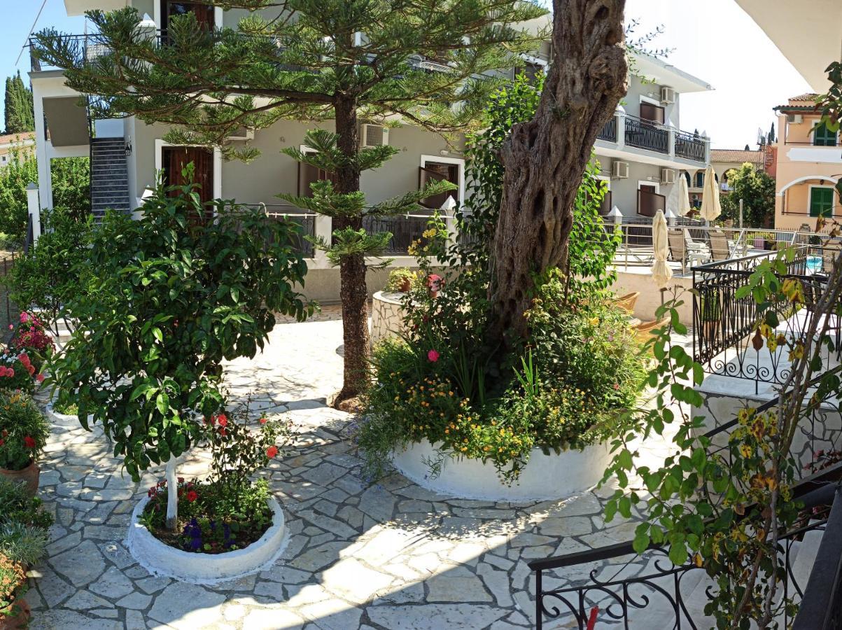 Aparthotel Dionisos Apts By Estia Gouvia