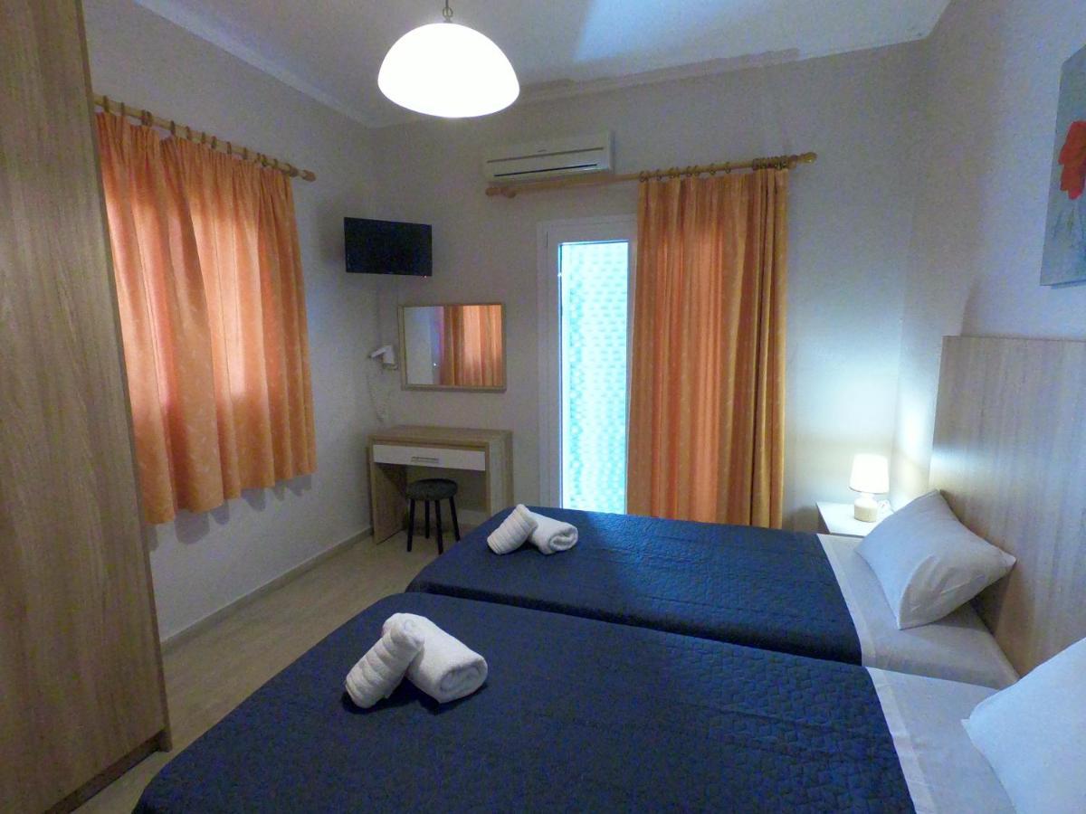Aparthotel Dionisos Apts By Estia 3*