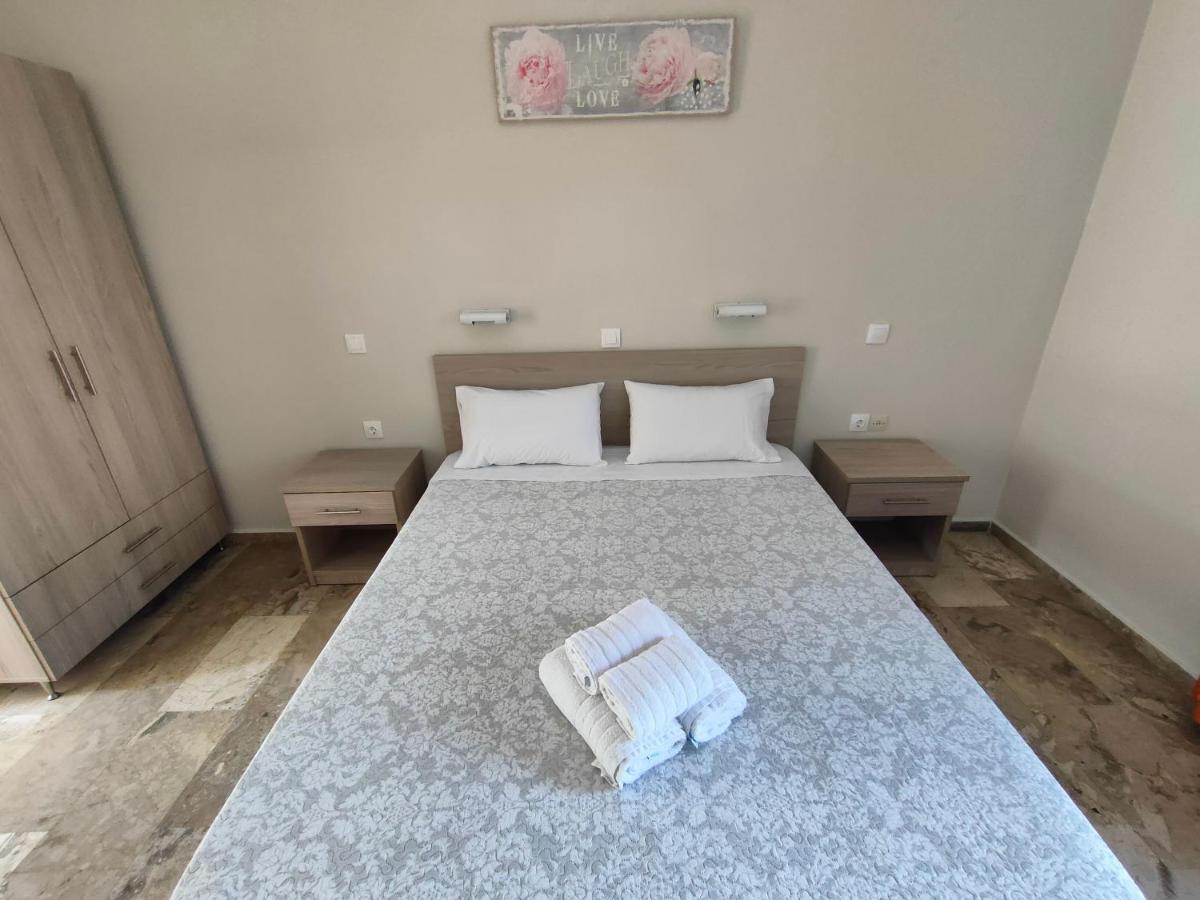 Dionisos Apts By Estia 3*